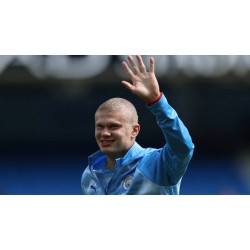 Die Bedeutung von Erling Haalands neuer Frisur für die neue Saison Die Bedeutung von Erling Haalands neuer Frisur für die neue Saison